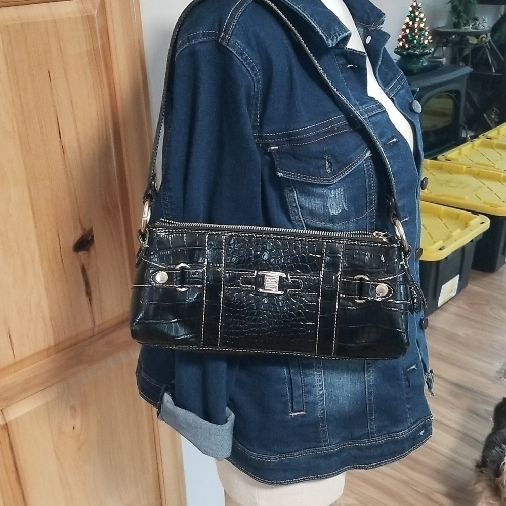 Liz Claiborne Y2K Faux Embossed Crocodile Shoulder Bag. Granny Grunge.